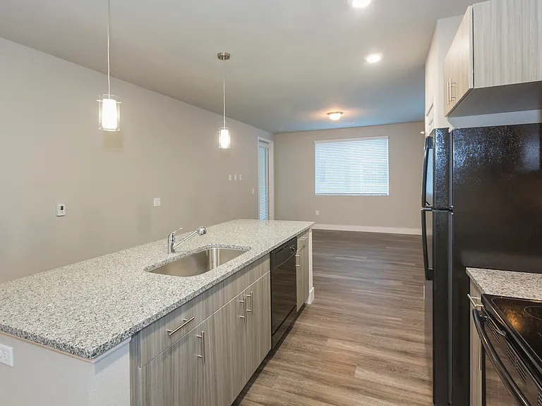 The Overlook at Interquest Apartments — Photo 20