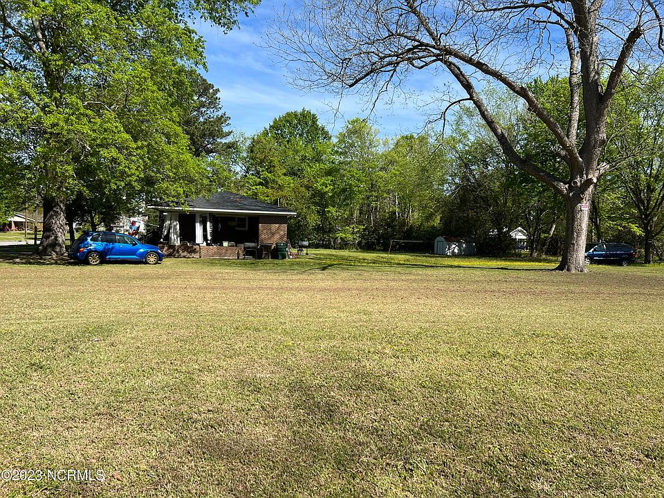 1st image of 704 E Wilson Street
