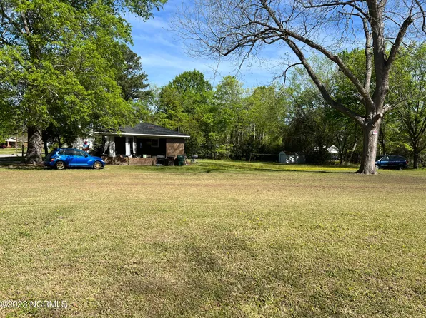 704 E Wilson Street, Tarboro, NC 27886