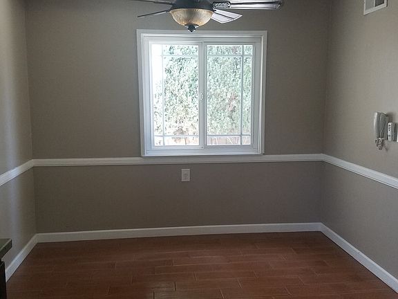 3rd image of 611 E Glendora Ave