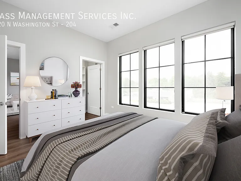 720 N Washington St #204 — Photo 6