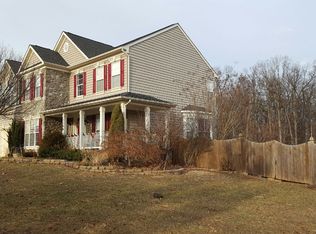 1144 Happy Ridge Dr, Front Royal, VA 22630