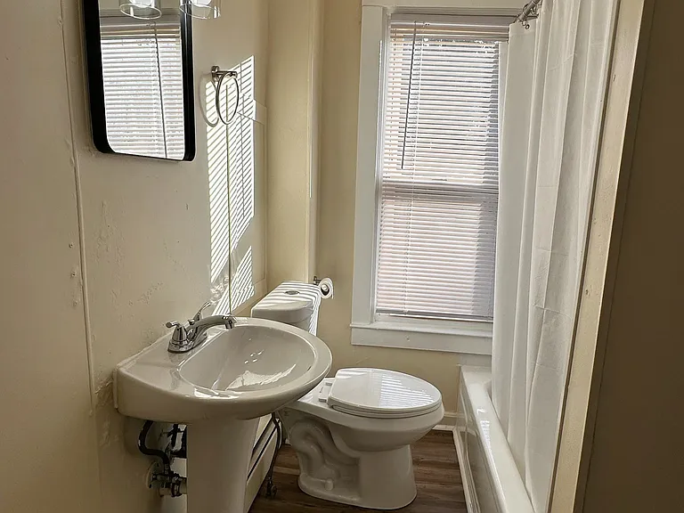42 Spring St #1 — Photo 7
