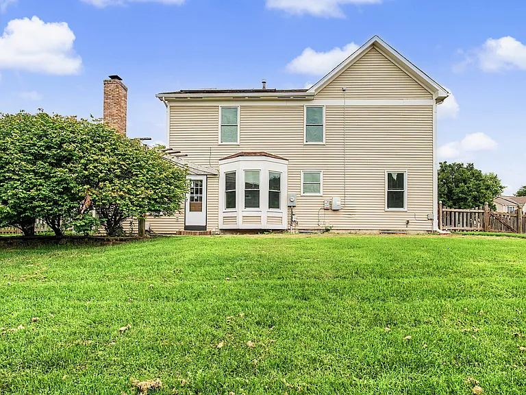 2242 Rosina Dr — Photo 43