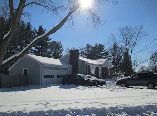2nd image of 378 Pleasant St