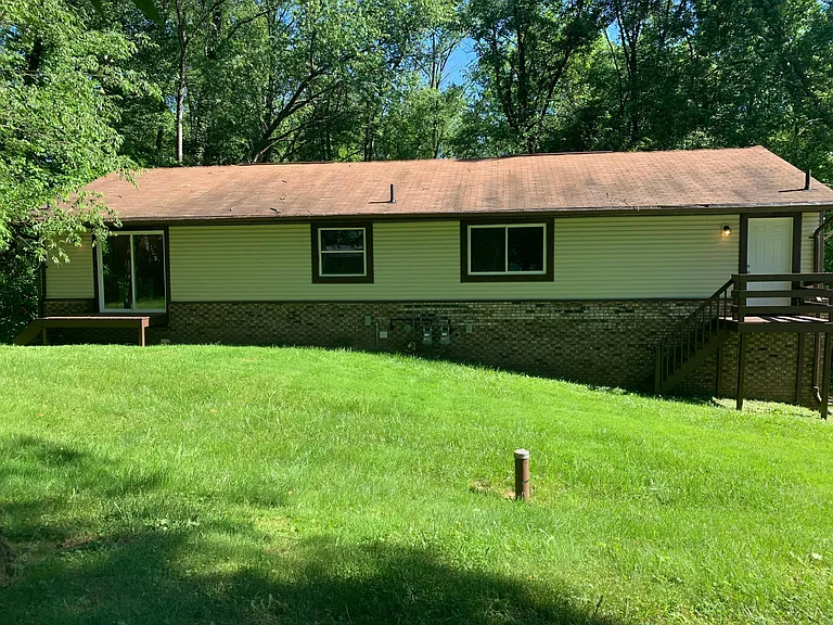 1141 E Nimisila Rd — Photo 1