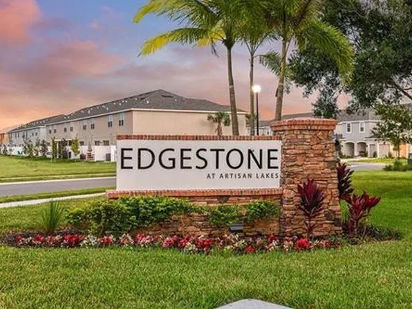 6249 Fairmont Ln, Palmetto, FL 34221