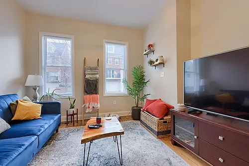 217 W Lemon St #1 Photo 1