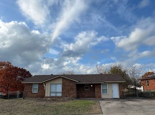 6301 Basswood Dr, Fort Worth, TX 76135