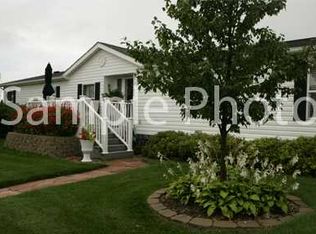 1810 Central Dr SW, Cedar Rapids, IA 52404