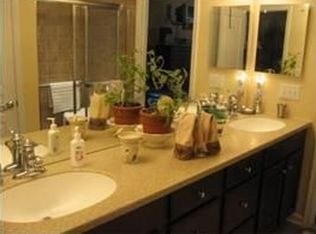 17 Matlack Dr, Voorhees, NJ 08043