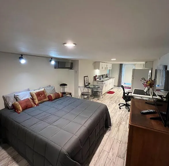 2387 Mount Olympus Dr #1/2 — Photo 15