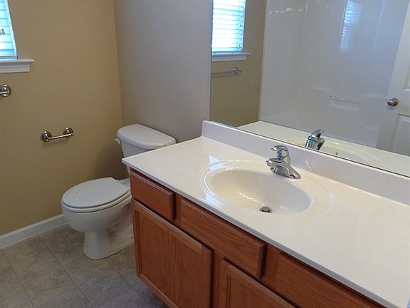 2nd image of 104 Herndon Ct
