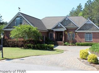 86 Leaning Pine Cir, Spring Lake, NC 28390