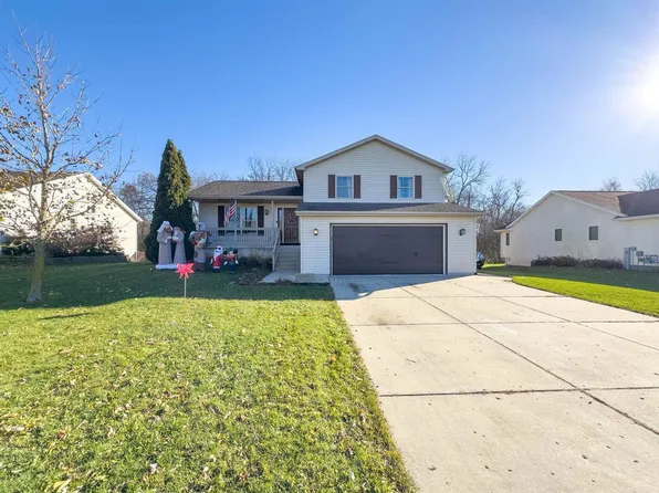 321 North Kerch Street, Brooklyn, WI 53521