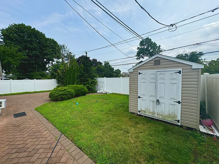 11 Admiral Ln #1 — Photo 23