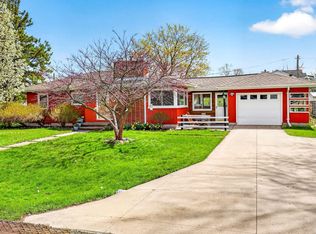 581 Richard Dr, Menasha, WI 54952