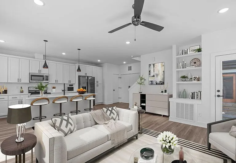 1316 E Lenoir St — Photo 4