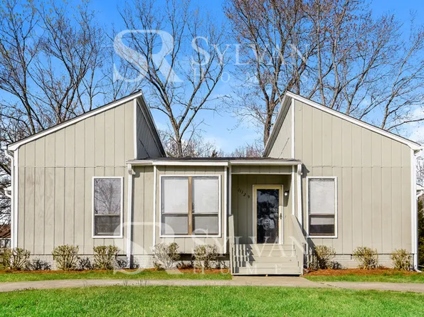 11129 Meadowcrest Ln, Charlotte, NC 28226