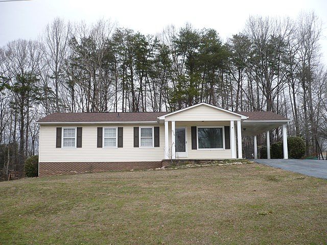 1st image of 1716 Maple Dr