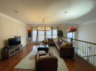 3055 Rittenhouse Cir, Fairfax, VA 22031