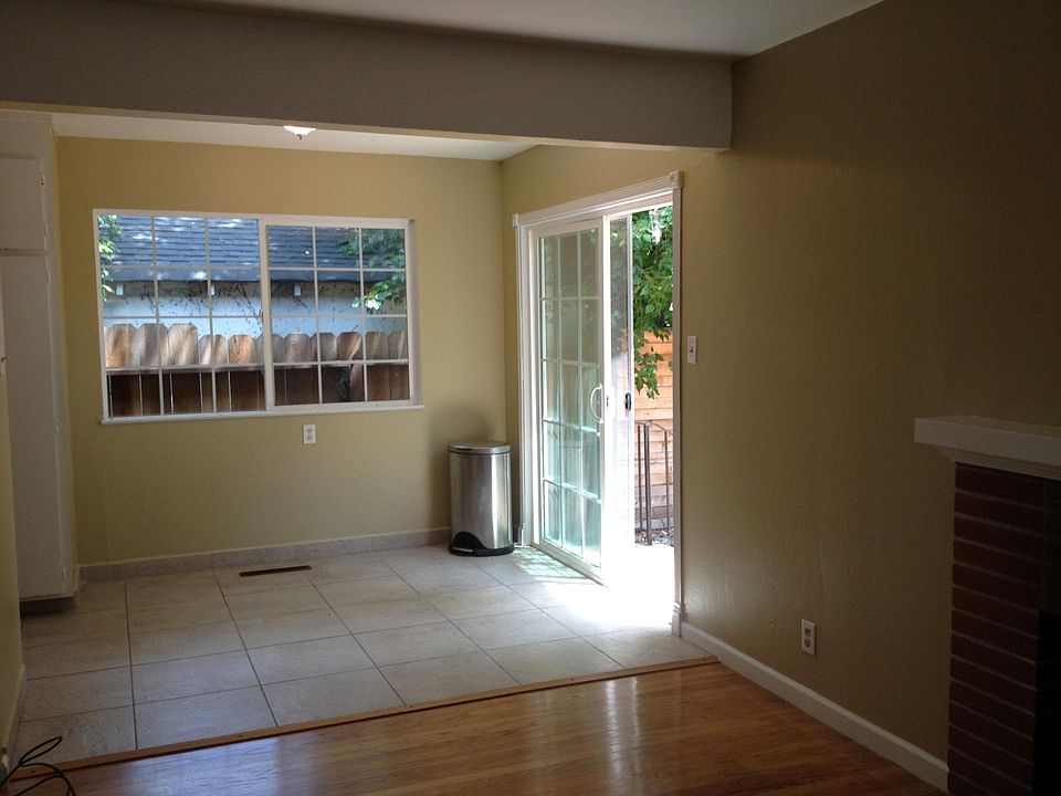 2nd image of 1350 Rose St #A & B