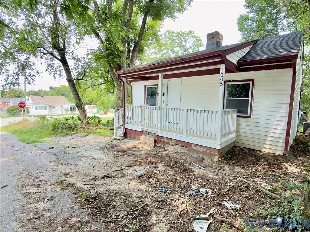 2 bed, 1.0 bath, 894 sqft, $1,500 — Photo 2