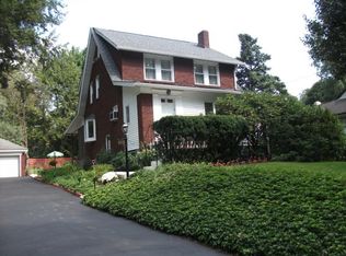 409 E Waldheim Rd, Pittsburgh, PA 15215