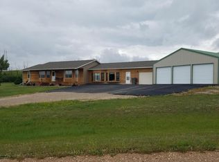 40 Alpine Dr, Gillette, WY 82718
