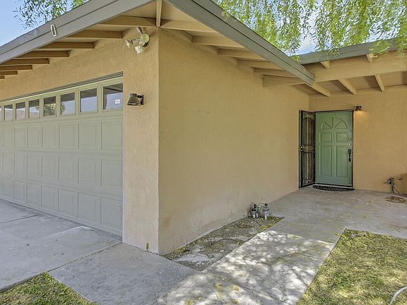 4th image of 82474 Doolittle Dr