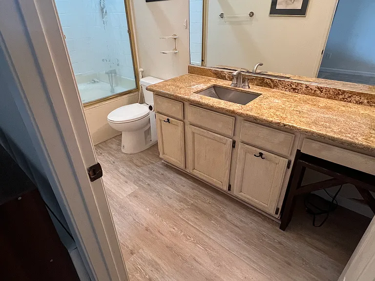 10960 Ashton Ave #409 — Photo 12