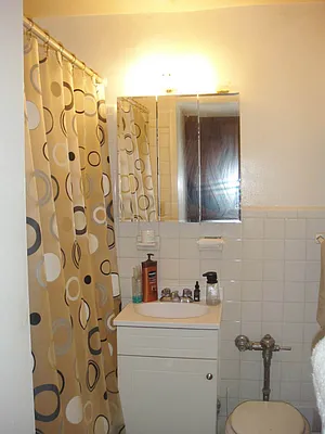 Rented by Sandra Greer Real Estate | media 10