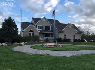 3405 Lovejoy Rd, Byron, MI 48418