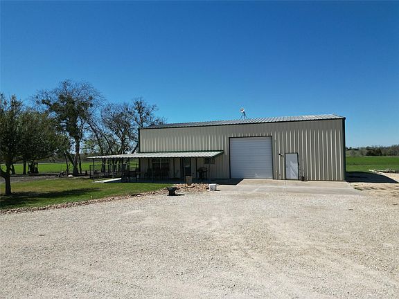 4th image of 15216 Fm 1100