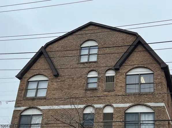 63-69 Rome St, Newark City, NJ 07105