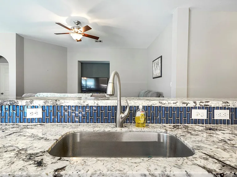 28139 Canyon Wren Dr — Photo 15