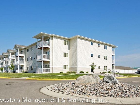 2nd image of 505-511 36th Ave NE #3701-104
