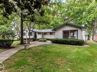 8178 Lakeshore Rd, Lakeport, MI 48059