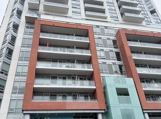 8888 Yonge St #704, Richmond Hill, ON L4C 5V6