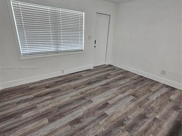 2030 Taylor St #2030 — Photo 9