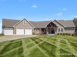 12474 64th Ave, Allendale, MI 49401