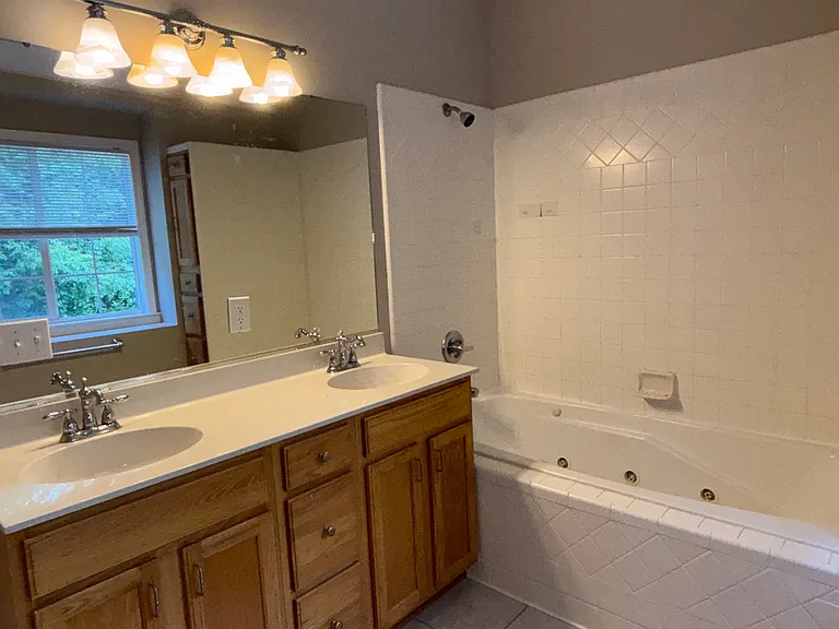 445 Sand Hill Rd #5 — Photo 18