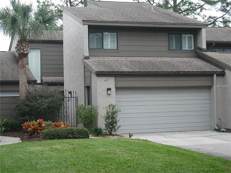 1st image of 677 Woodridge Dr