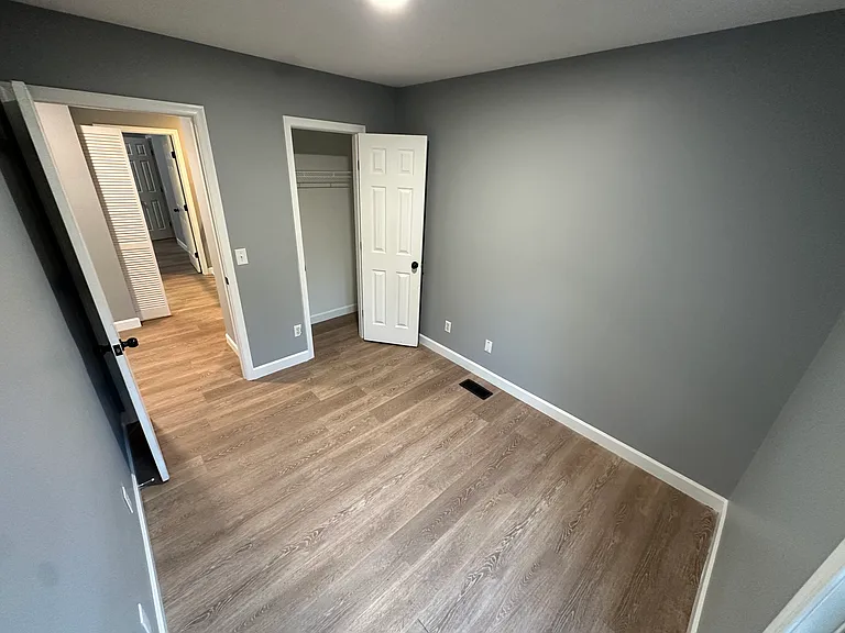 2356 Avalon Woods Dr — Photo 17