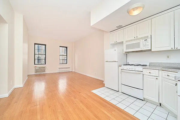 Rented by Living New York | media 8