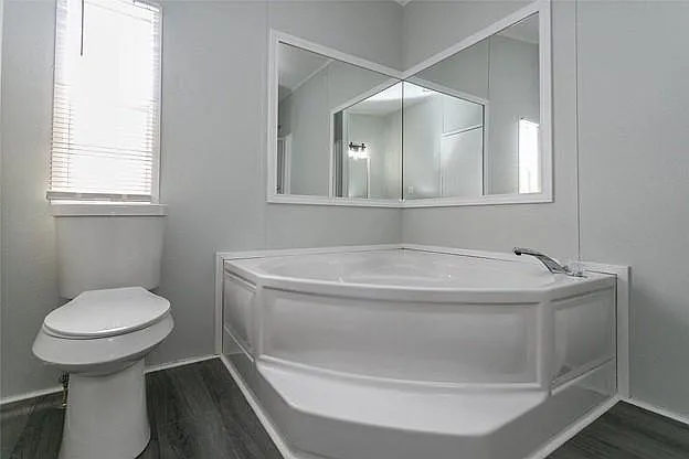 15052 Robin Rd — Photo 4