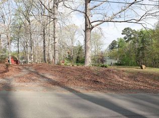 8421 Camellia Dr #6, Raleigh, NC 27613