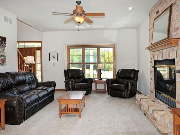 5th image of N66W34280 Primrose Cir