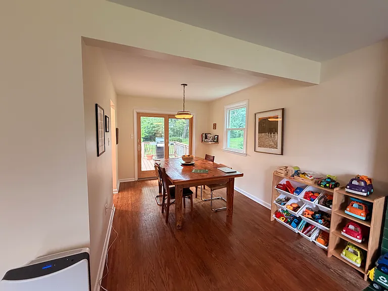 59 Meadow Ln — Photo 4