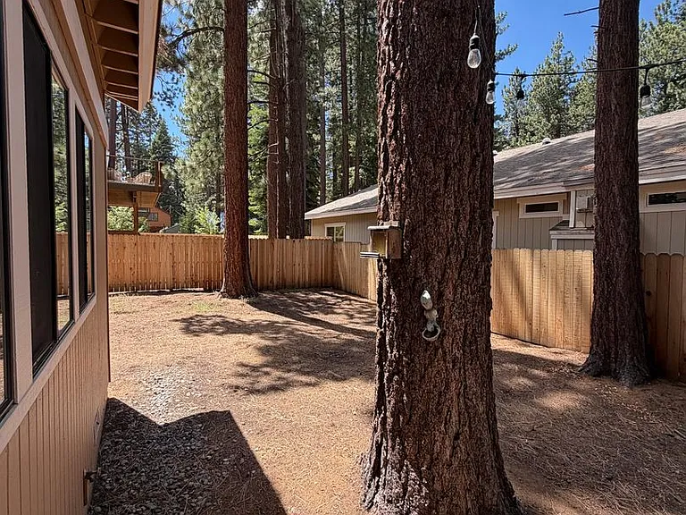 1292 Tata Ln — Photo 15
